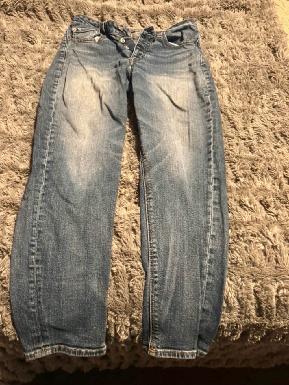 American Eagle Classic Light Blue Women's Straight-Leg Jeans